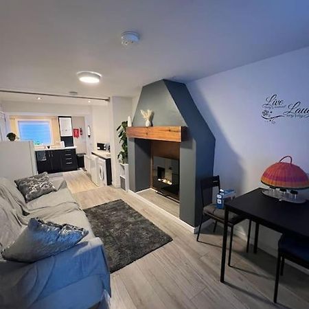 Haven - Beautiful 3 Bedroom House Ballynahinch Exterior photo